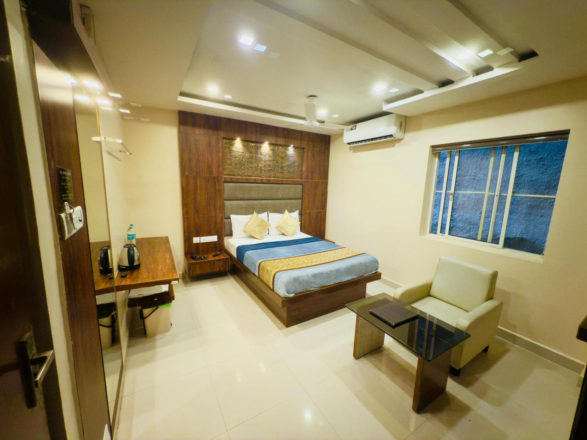 The Hydel Park - Business Class Hotel - Near Central Railway Station Chennai Exterior foto