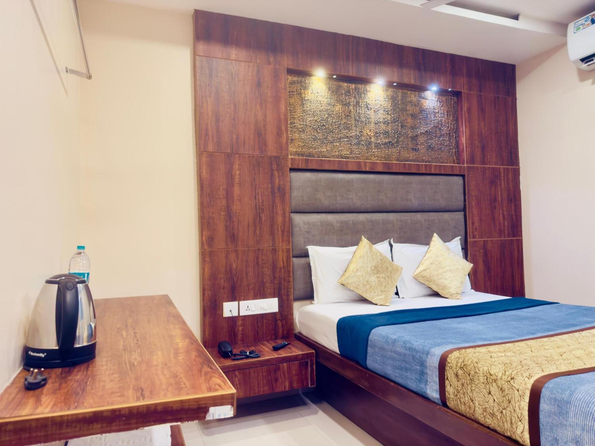 The Hydel Park - Business Class Hotel - Near Central Railway Station Chennai Exterior foto